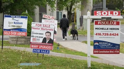 National home sales fall 4% between July and August as market slows: CREA
